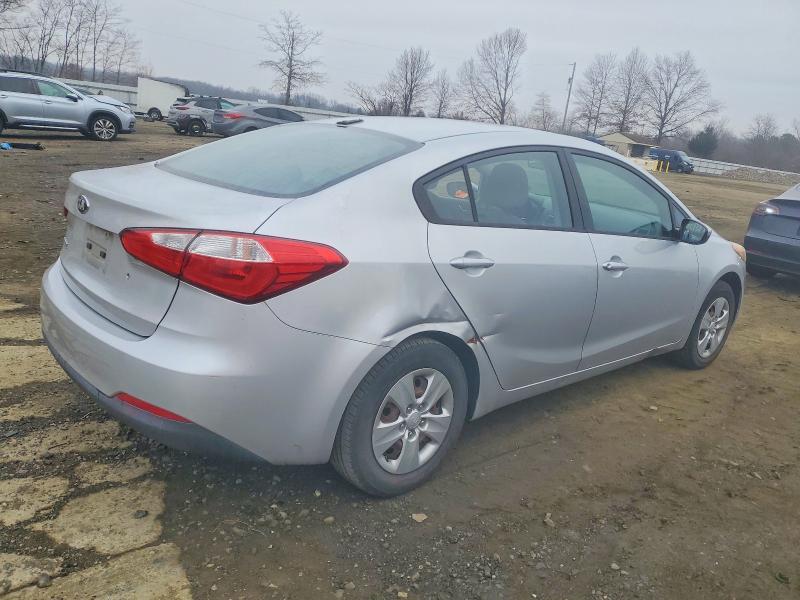 2015 KIA FORTE LX — Фото 3 из 12