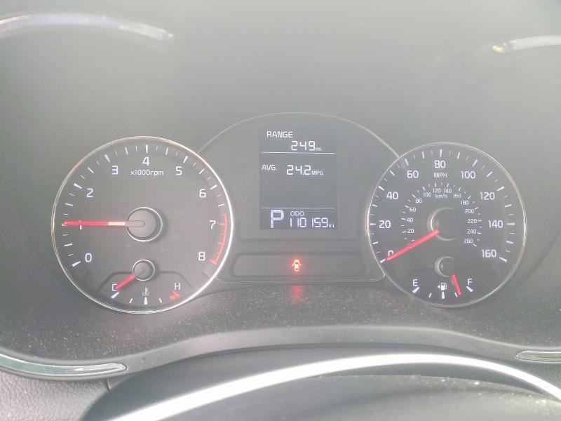 2015 KIA FORTE LX — Фото 9 из 12