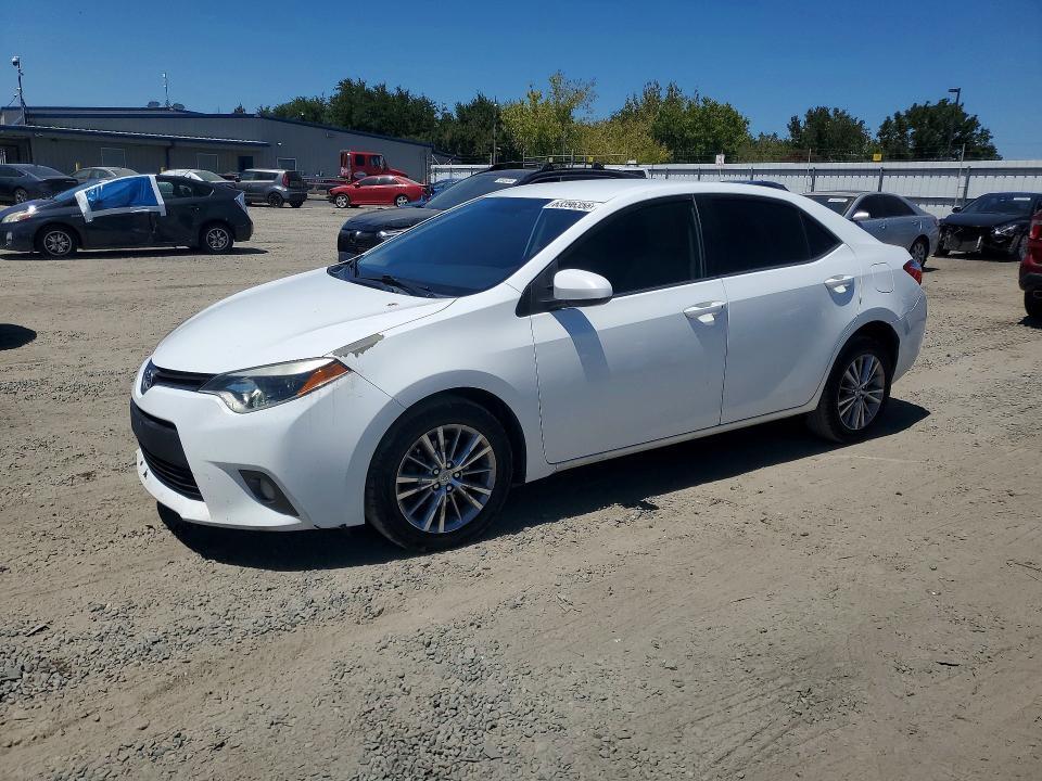 2015 TOYOTA COROLLA 5YFBURHE3FP225562