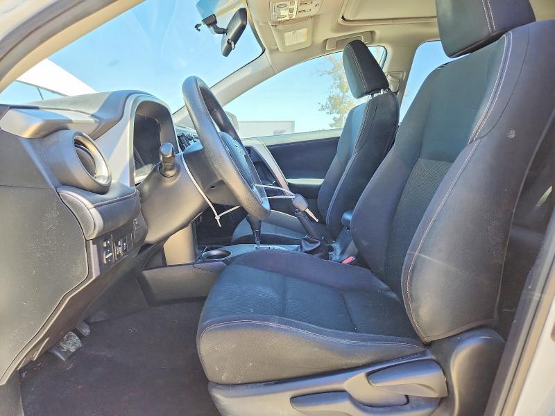 2015 TOYOTA RAV4 XLE — Фото 7 из 13
