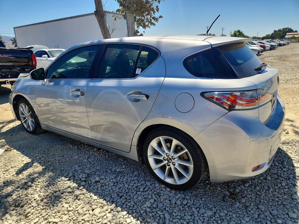 JTHKD5BH8C2102750 2012 LEXUS CT photo no. 2