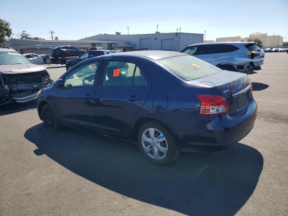 2008 TOYOTA YARIS BASE — Фото 2 из 12