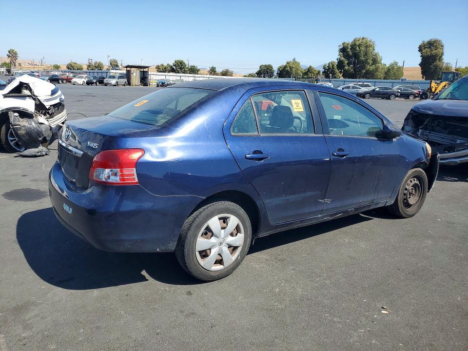 2008 TOYOTA YARIS BASE — Фото 3 из 12