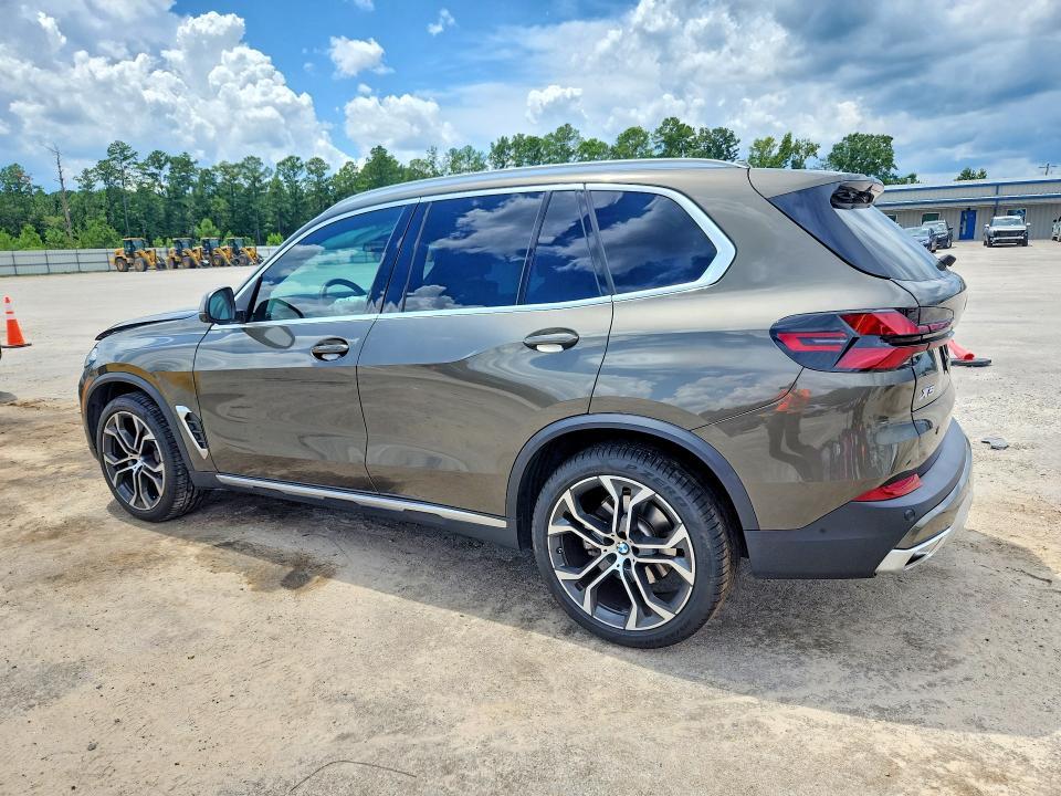 2025 BMW X5 XDRIVE40I — Фото 2 из 12