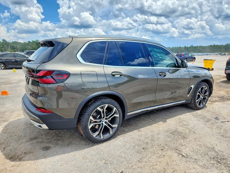2025 BMW X5 XDRIVE40I — Фото 3 из 12