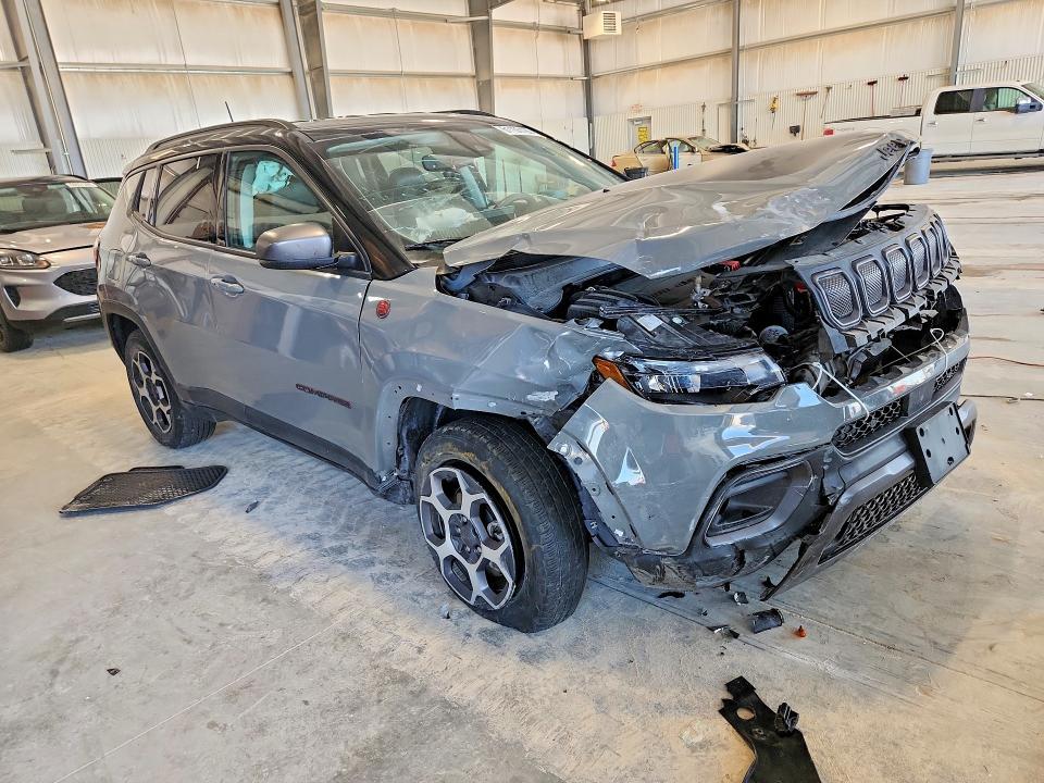 2022 JEEP COMPASS TRAILHAWK — Фото 4 из 12