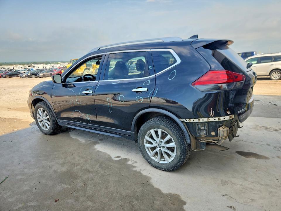2017 NISSAN ROGUE SV — Фото 2 из 13