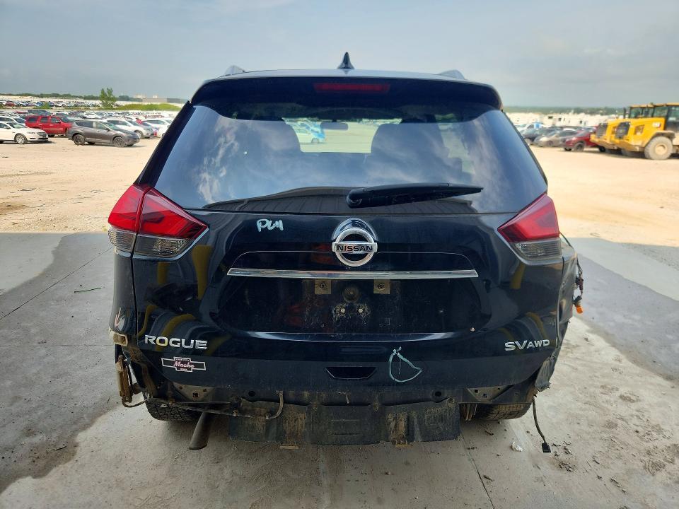 2017 NISSAN ROGUE SV — Фото 6 из 13
