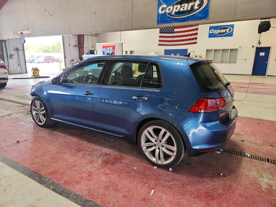 2016 VOLKSWAGEN GOLF S/SE — Фото 2 из 12