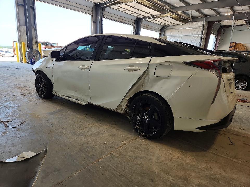 2016 TOYOTA PRIUS FOUR TOURING — Фото 2 из 12