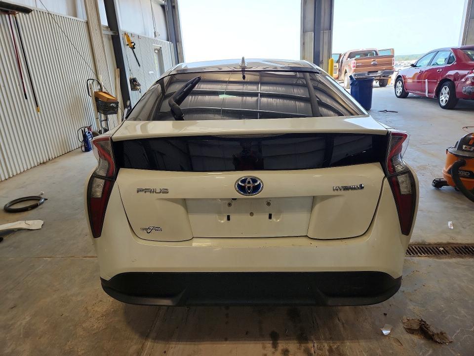 2016 TOYOTA PRIUS FOUR TOURING — Фото 6 из 12