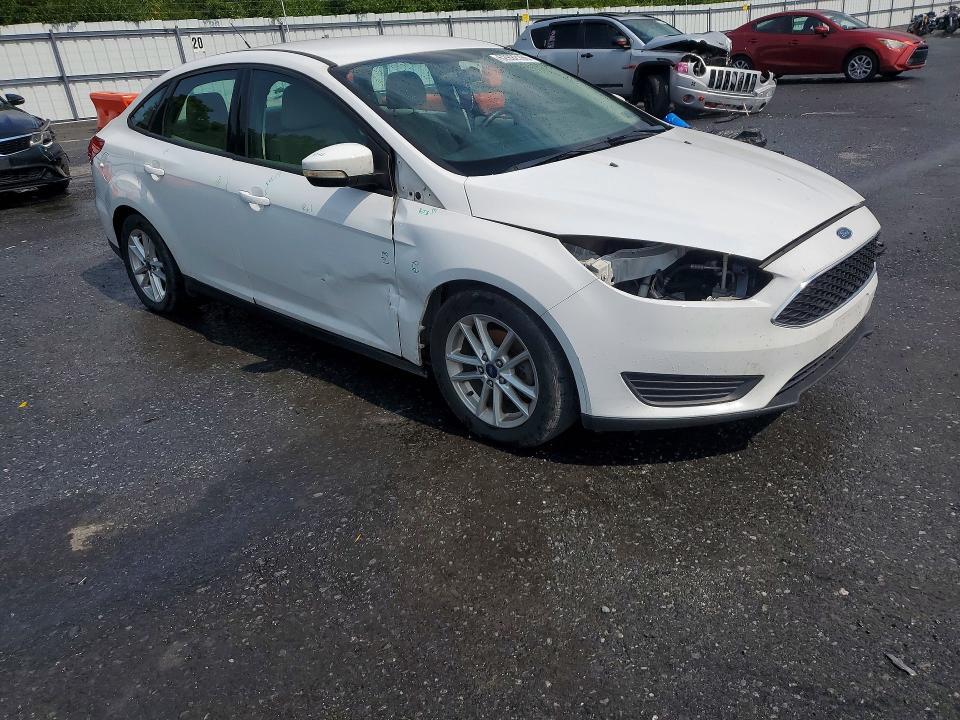 2015 FORD FOCUS SE — Фото 4 из 12