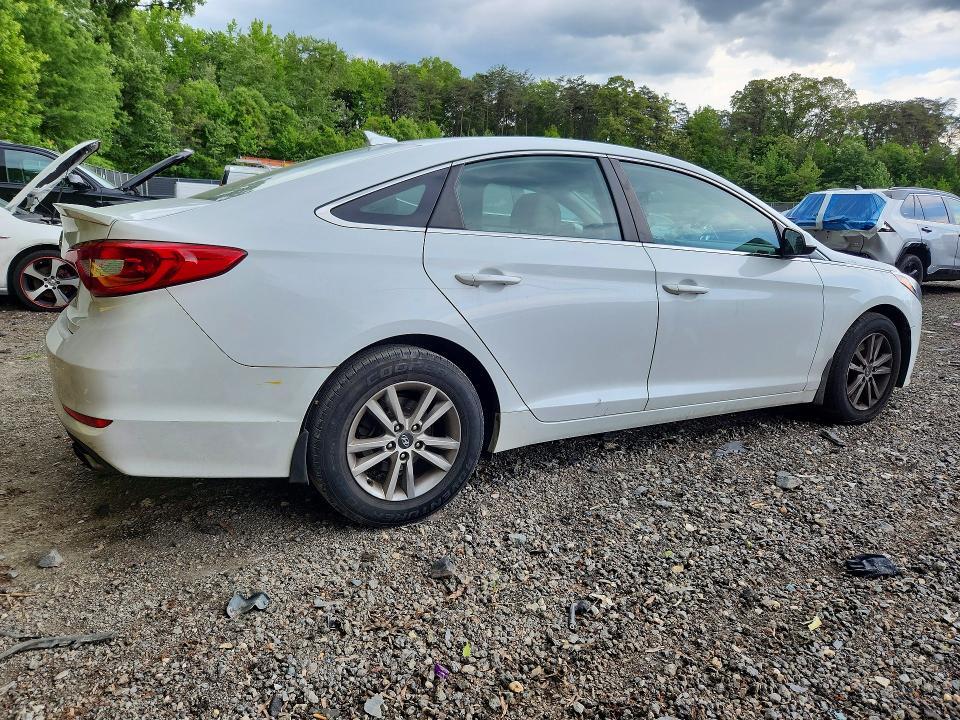 2015 HYUNDAI SONATA SE — Фото 3 из 12