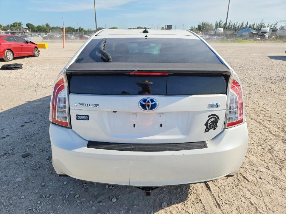 2013 TOYOTA PRIUS PERSONA SERIES SE — Фото 6 из 12