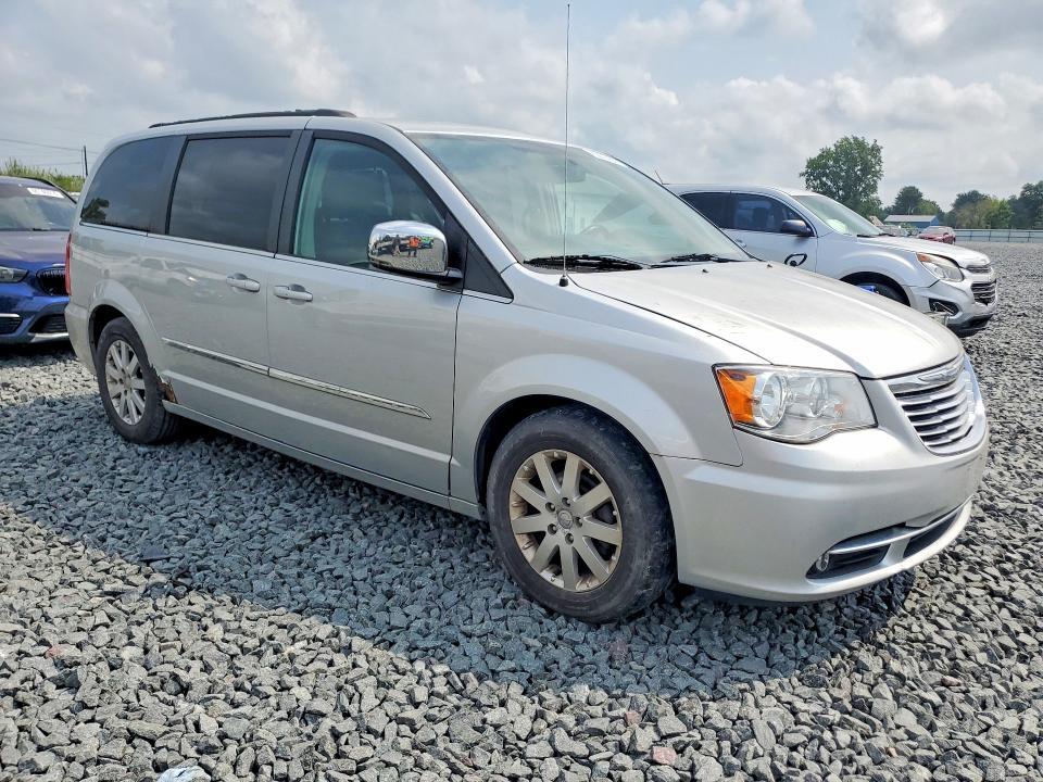 2A4RR8DG4BR681902 2011 CHRYSLER TOWN & COUNTRY photo no. 4