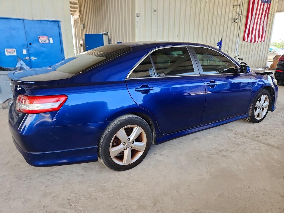 2011 TOYOTA CAMRY SE — Фото 3 из 12