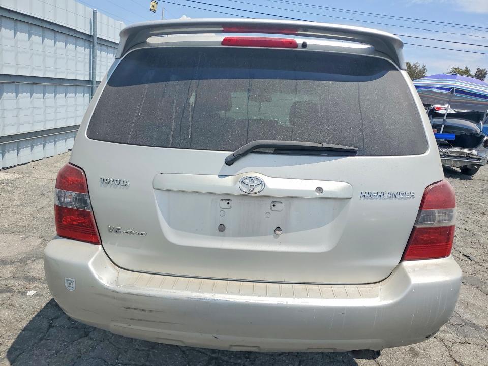 2005 TOYOTA HIGHLANDER LIMITED — Фото 6 из 12