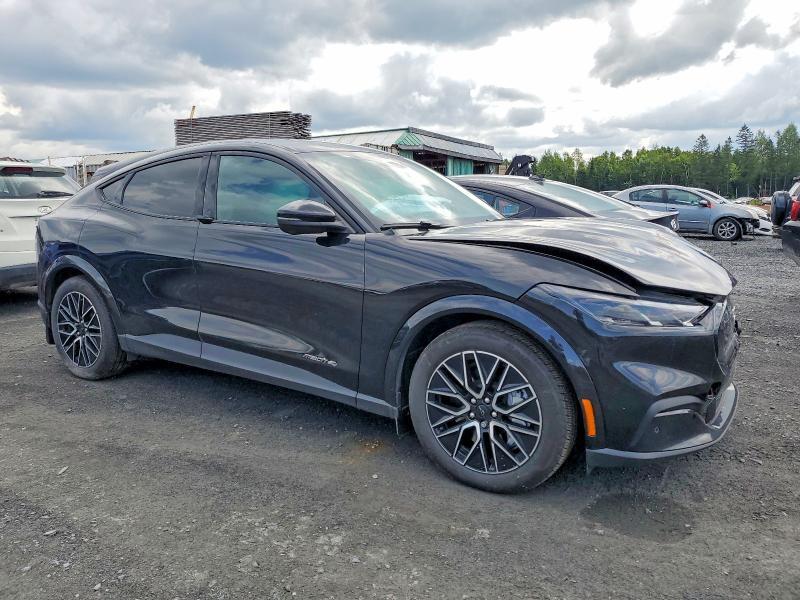 2025 FORD MUSTANG MACH-E PREMIUM — Фото 4 из 14