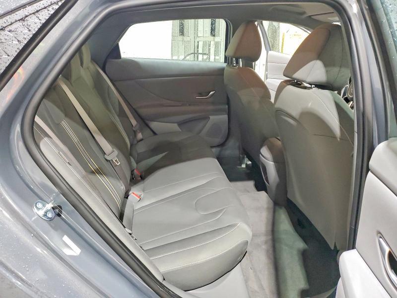 2026 HYUNDAI ELANTRA SEL SPORT — Фото 10 из 13