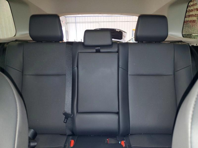 2026 TOYOTA RAV4 LE — Фото 10 из 13