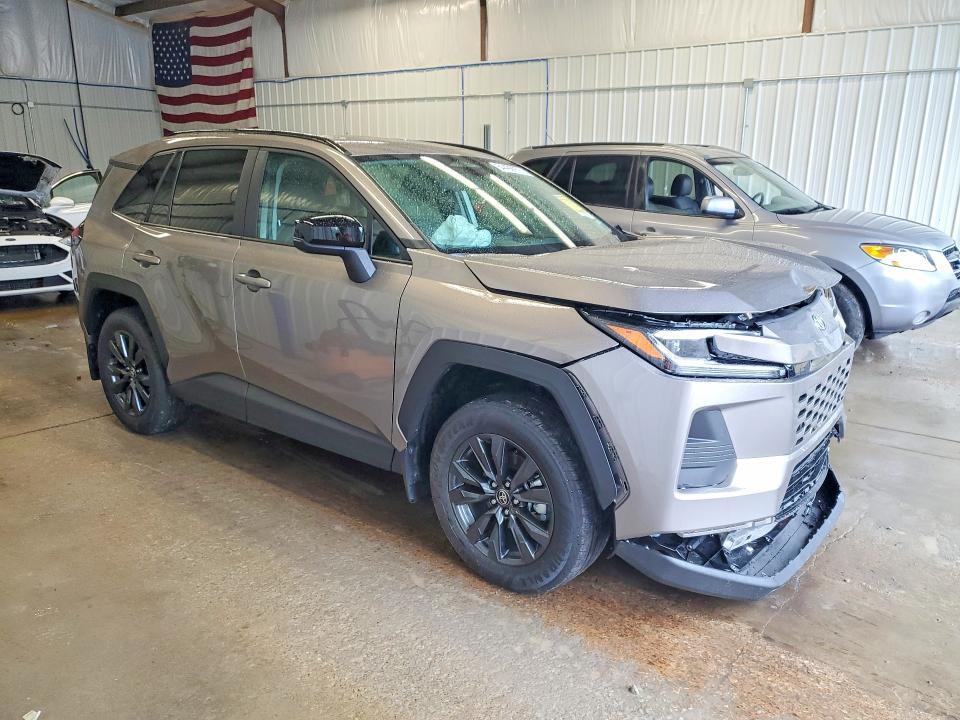 2026 TOYOTA RAV4 LE — Фото 4 из 13