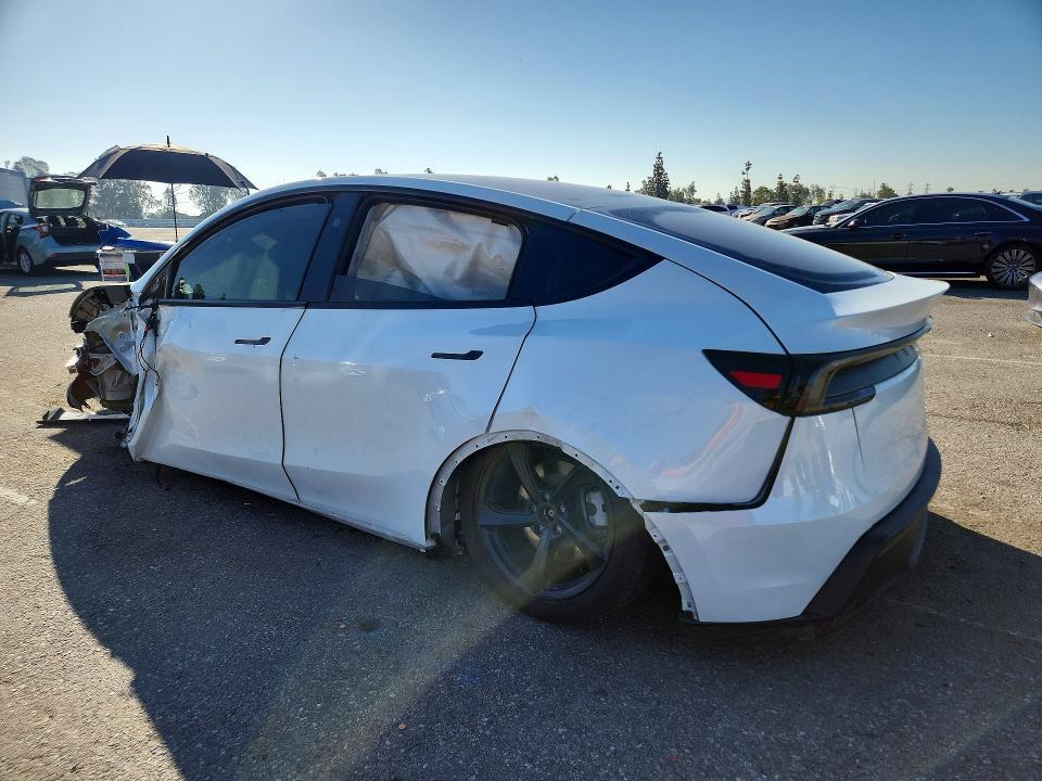 7SAYGDEE8TF515668 2026 TESLA MODEL Y photo no. 2
