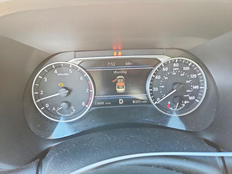 2025 NISSAN SENTRA SV — Фото 9 из 13
