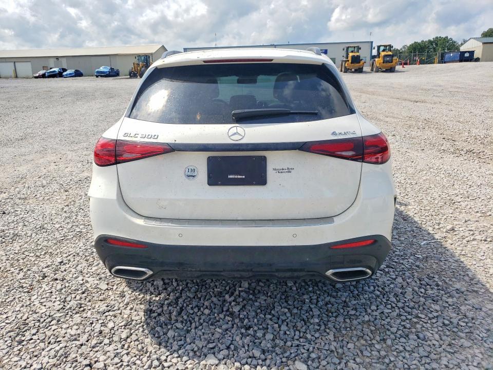 2025 MERCEDES-BENZ GLC 300 4MATIC — Фото 6 из 14