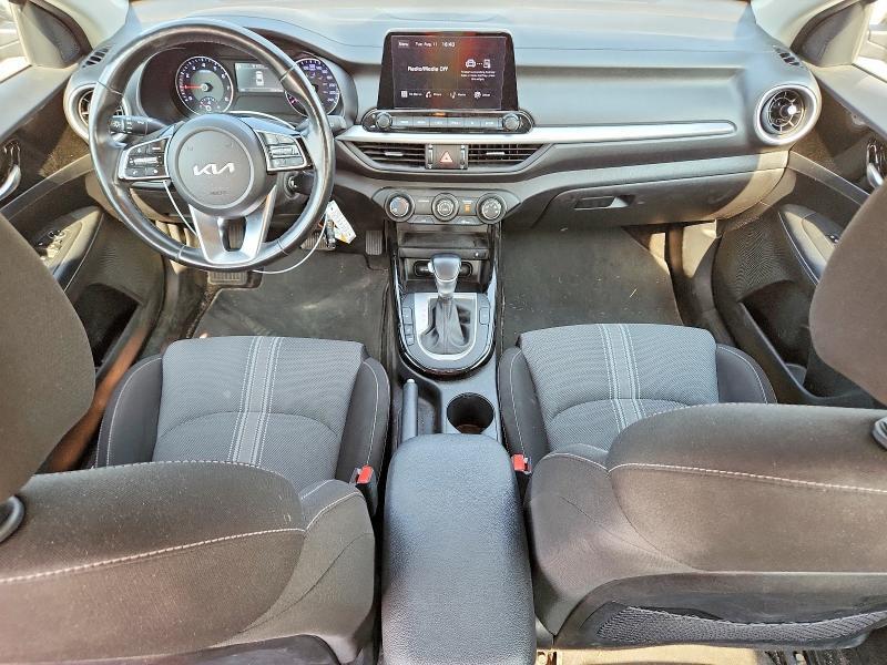 2023 KIA FORTE EX — Фото 8 из 13