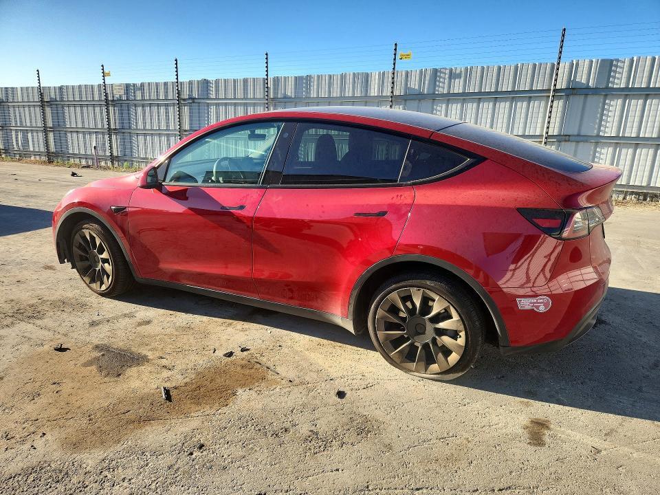 2023 TESLA MODEL Y — Фото 2 из 12