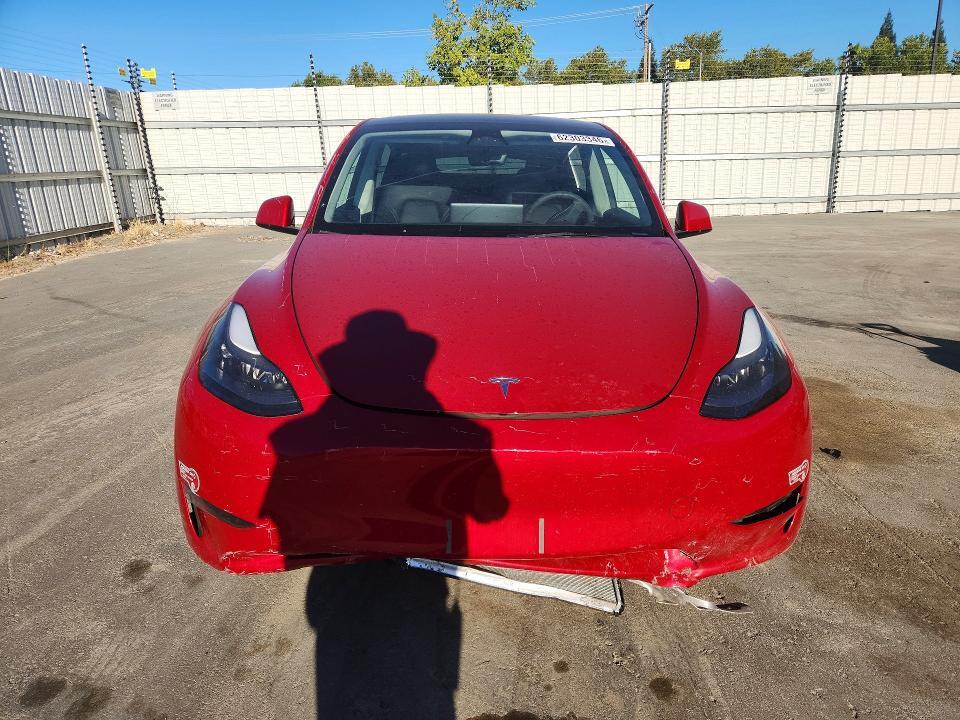 2023 TESLA MODEL Y — Фото 5 из 12