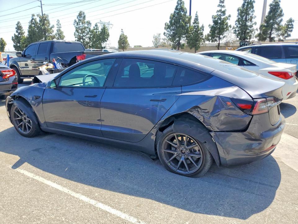 2023 TESLA MODEL 3 — Фото 2 из 12