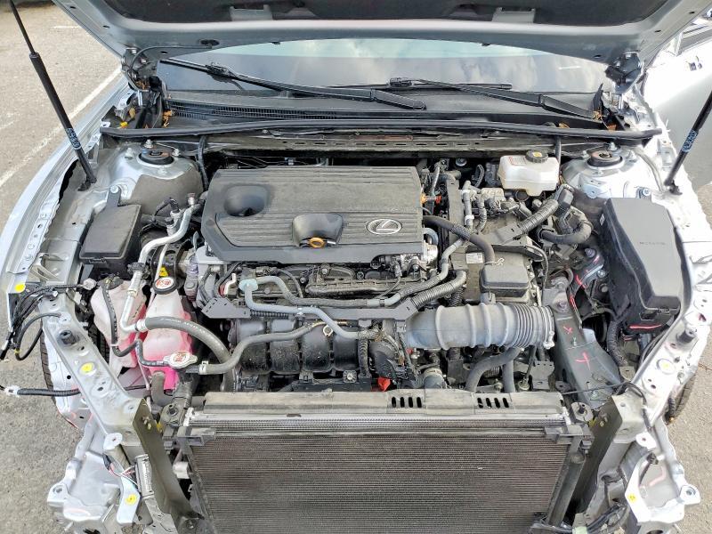 2023 LEXUS ES 300H BASE — Фото 11 из 13