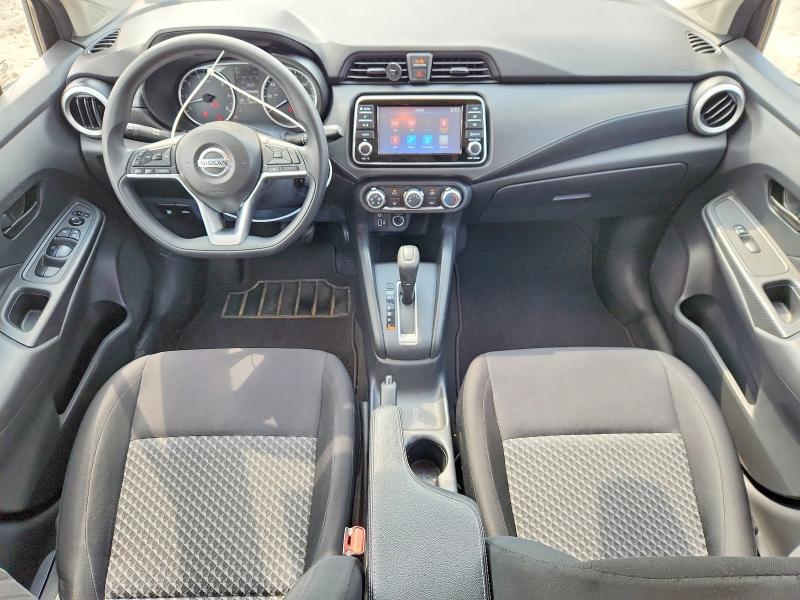 2022 NISSAN VERSA S — Фото 8 из 12