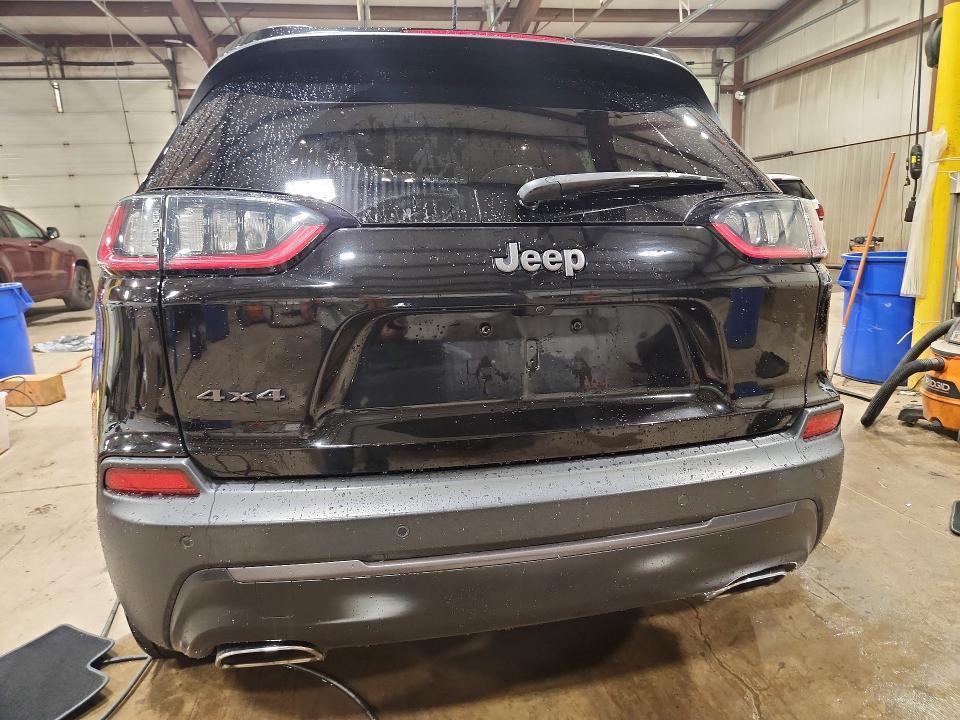2021 JEEP CHEROKEE LATITUDE LUX — Фото 6 из 14