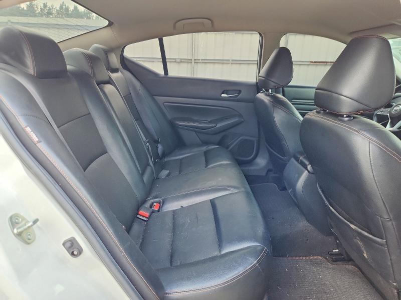 2021 NISSAN ALTIMA SR — Фото 10 из 12