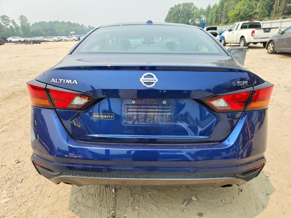 2021 NISSAN ALTIMA SR — Фото 6 из 12