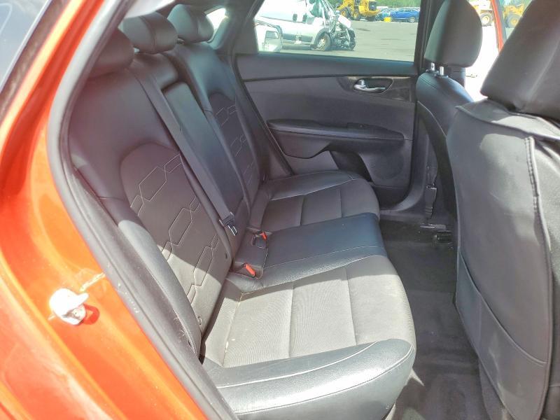 2021 KIA FORTE GT LINE — Фото 10 из 12