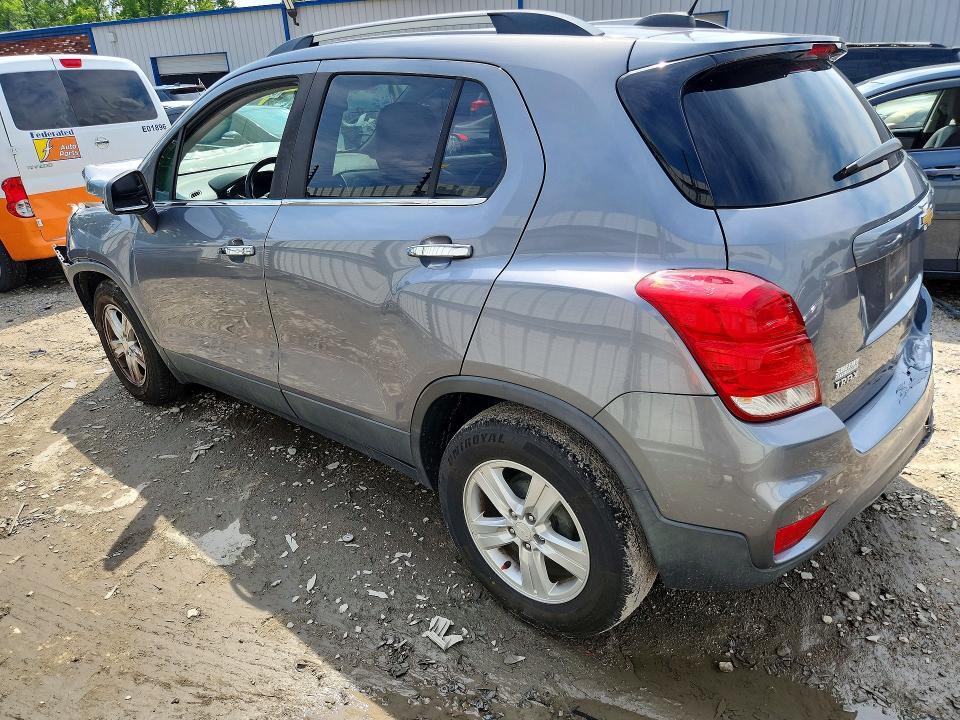 2020 CHEVROLET TRAX 1LT — Фото 2 из 13