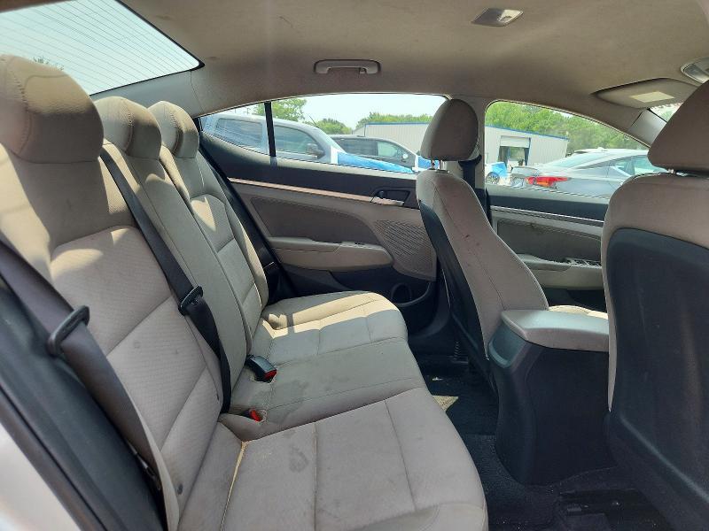 2020 HYUNDAI ELANTRA SEL — Фото 10 из 12