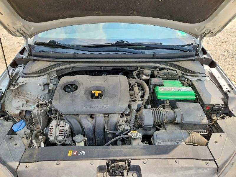 2020 HYUNDAI ELANTRA SEL — Фото 11 из 12