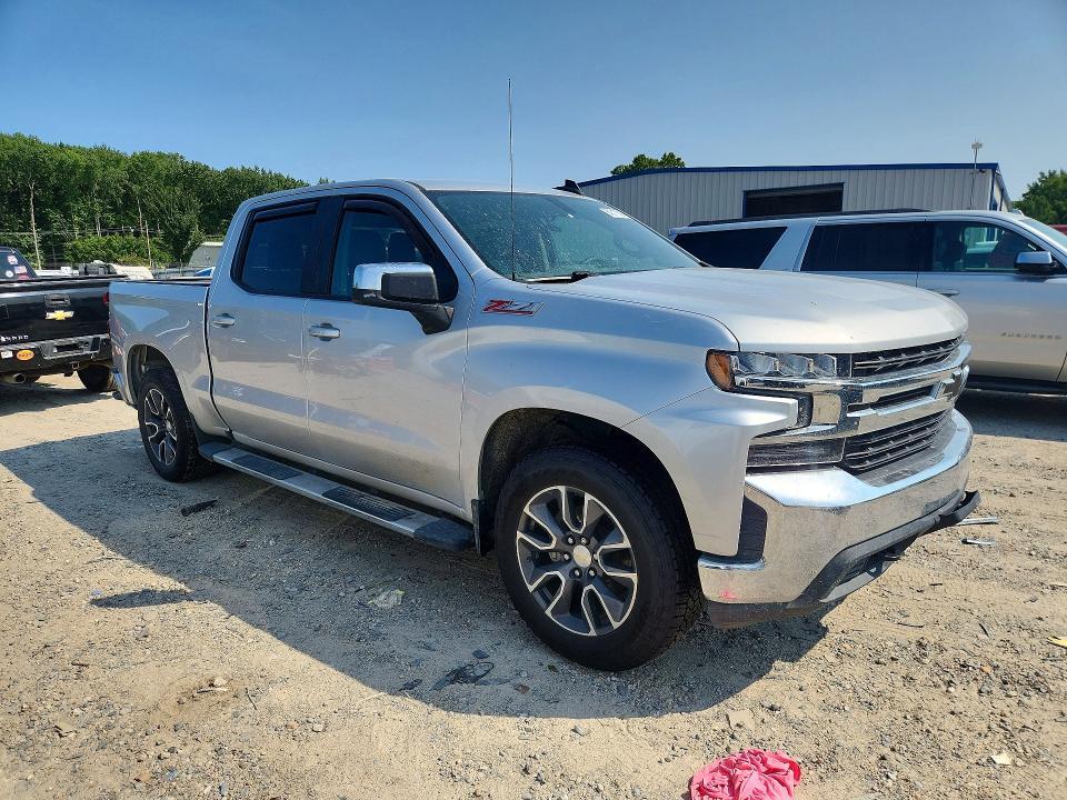 2020 CHEVROLET SILVERADO K1500 LT — Фото 4 из 12