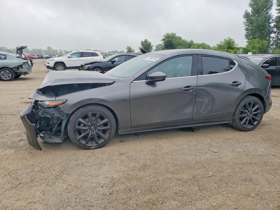 2019 MAZDA 3 JM1BPBMM5K1126395