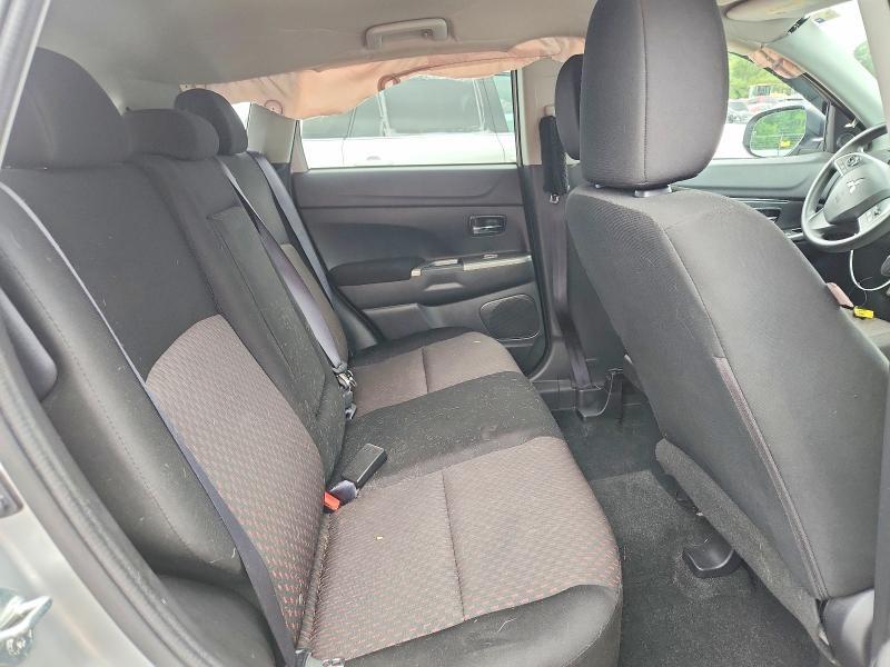 2019 MITSUBISHI OUTLANDER SPORT ES — Фото 11 из 13