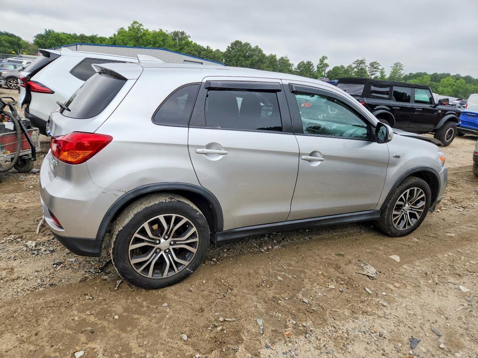 2019 MITSUBISHI OUTLANDER SPORT ES — Фото 3 из 13