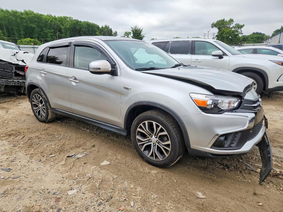 2019 MITSUBISHI OUTLANDER SPORT ES — Фото 4 из 13