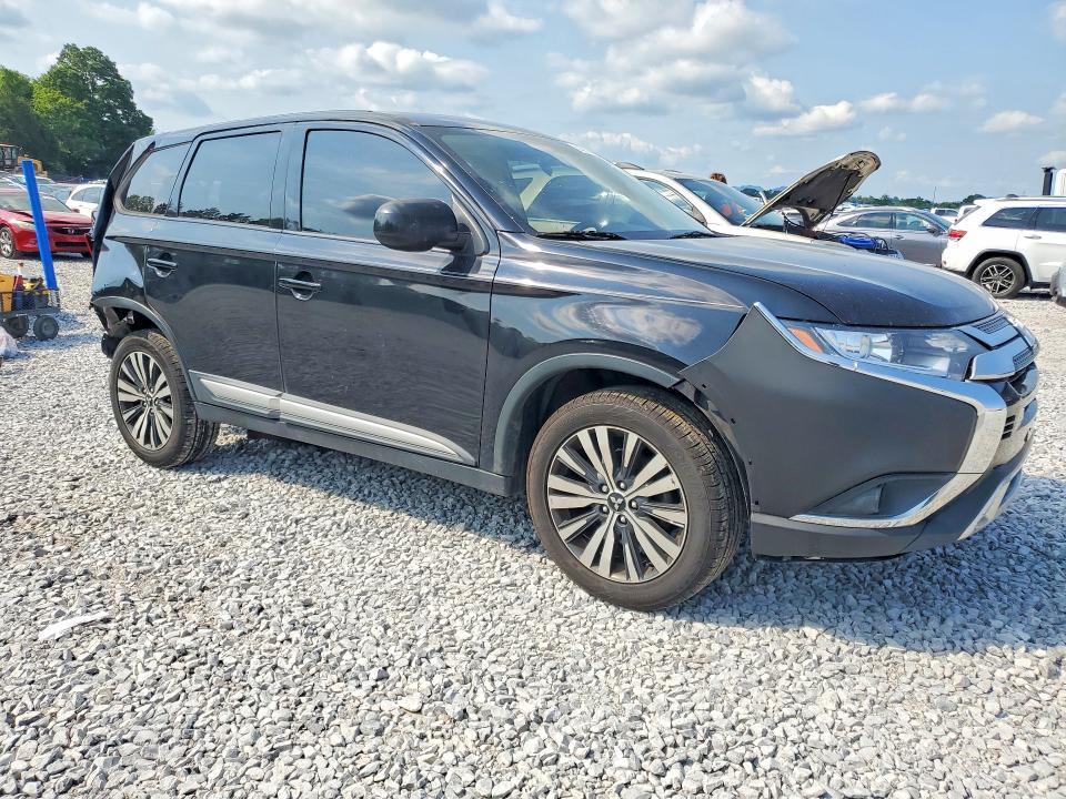 2019 MITSUBISHI OUTLANDER — Фото 4 из 14