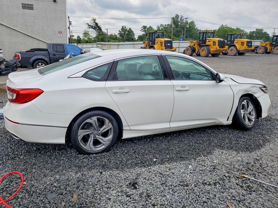 2018 HONDA ACCORD EX — Фото 3 из 12