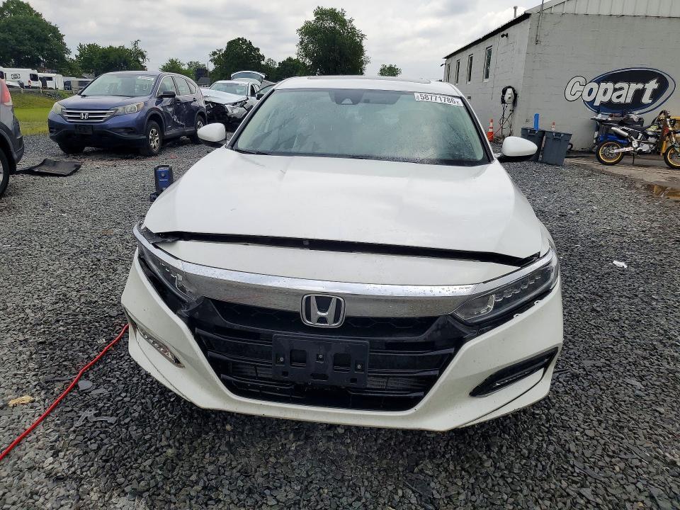 2018 HONDA ACCORD EX — Фото 5 из 12