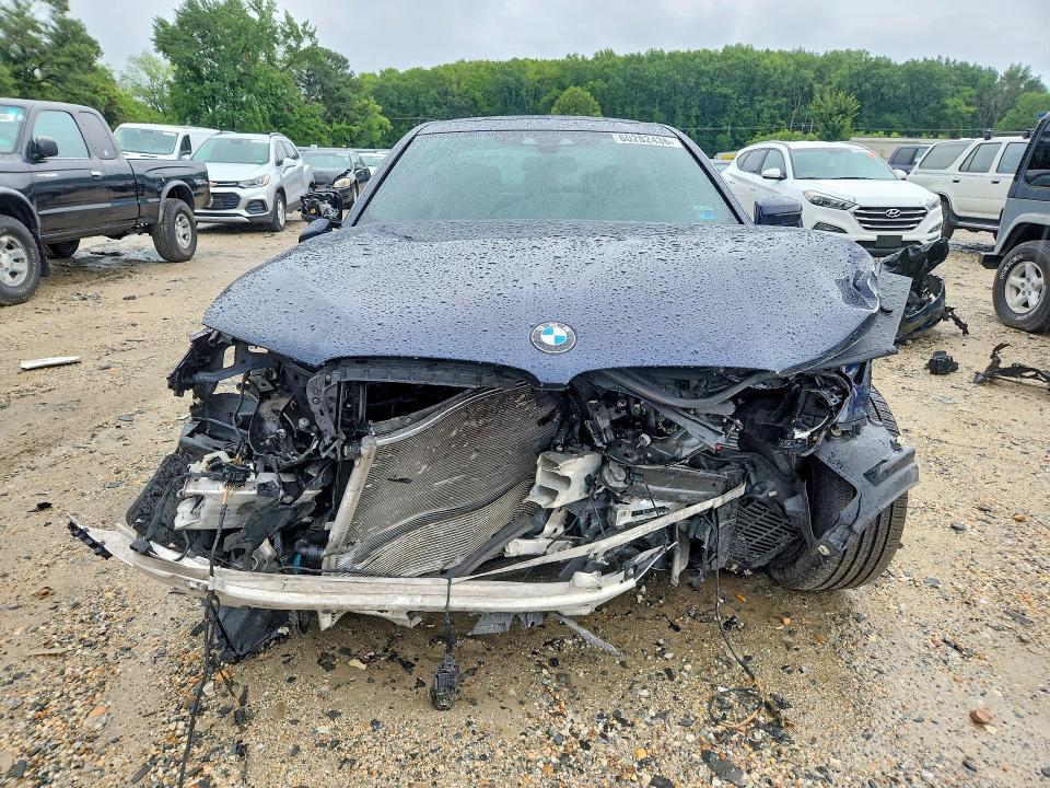 2018 BMW 530XE — Фото 5 из 13